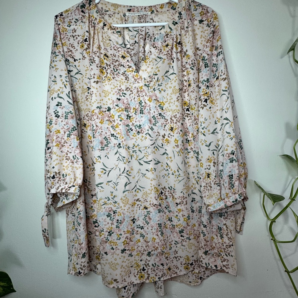 Violet & Claire Floral Blouse - Multicolor2X
